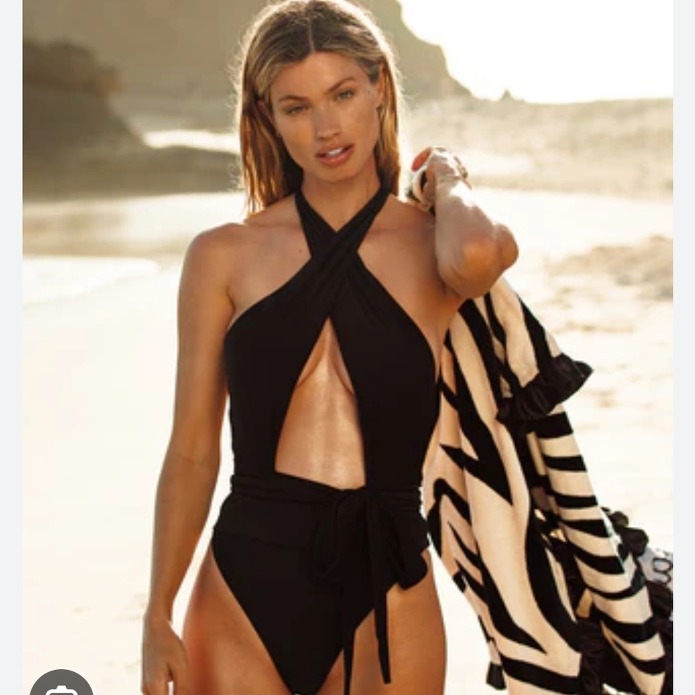 Beach Bunny Reese One Piece Swimsuit
